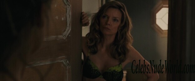 Jennifer Lawrence & Michelle Pfeiffer Nude 142321