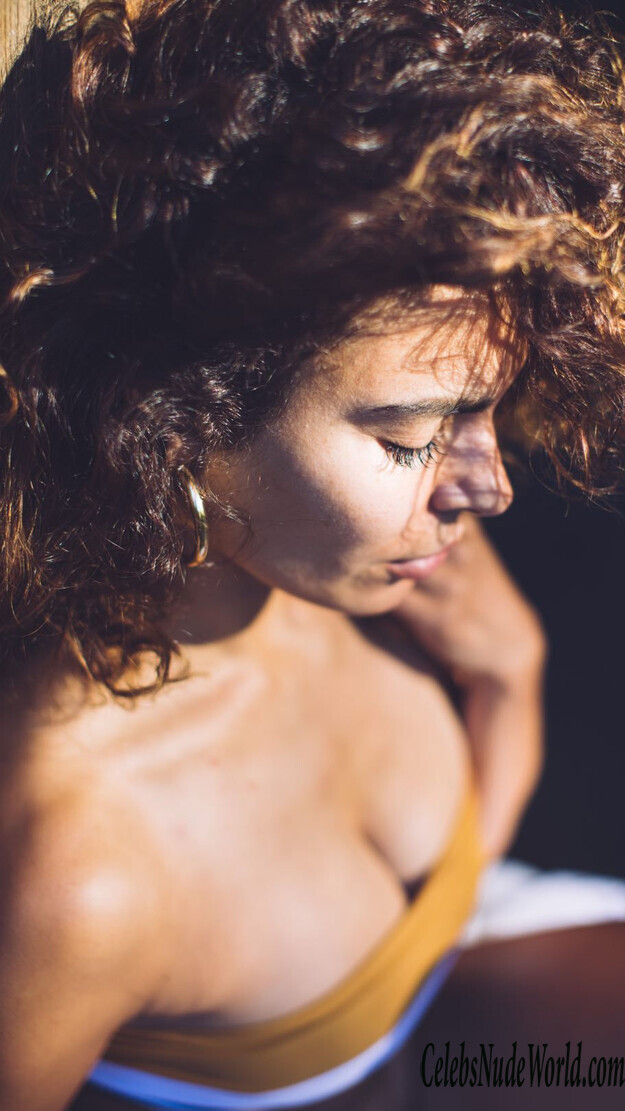 Nadine Velazquez Erotic 142441