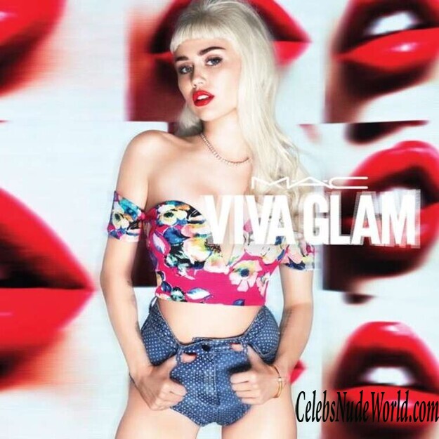 Miley Cyrus booty pic 142716