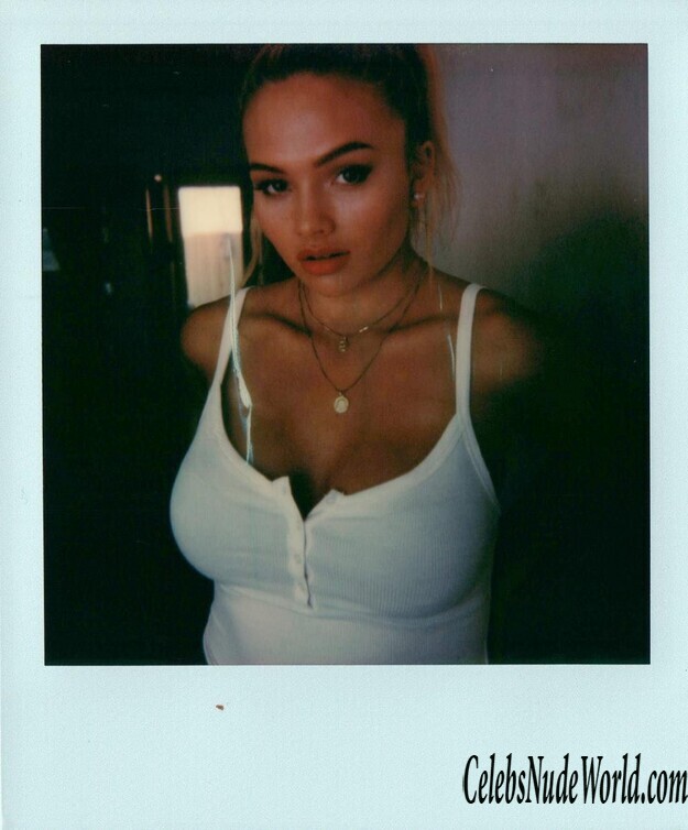 Natalie Alyn Lind Sexy 143159