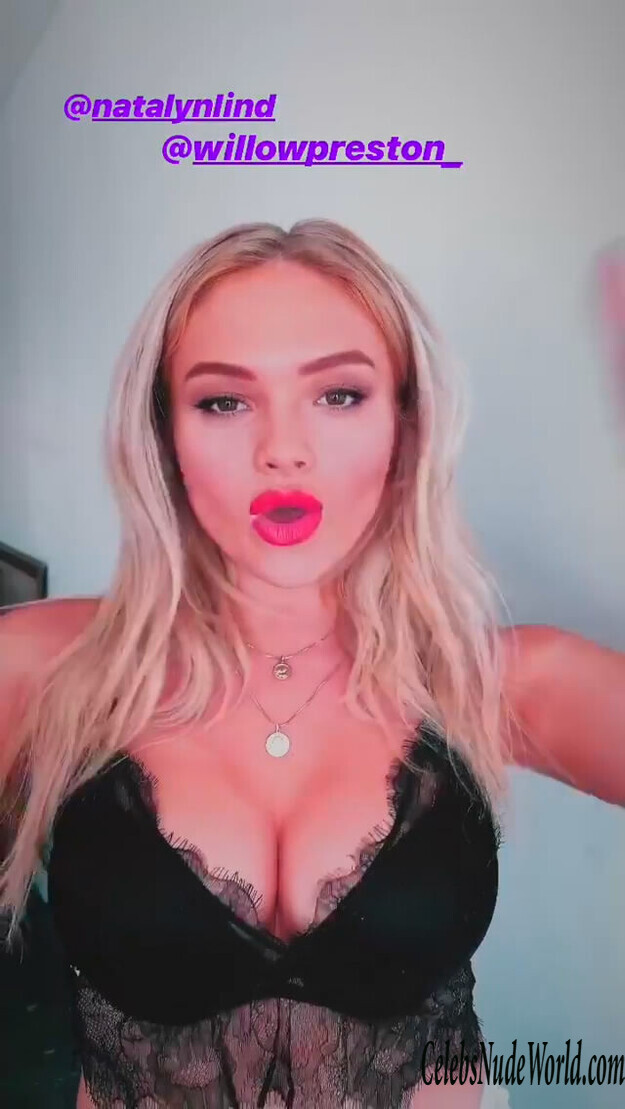 Natalie Alyn Lind Sexy 143182