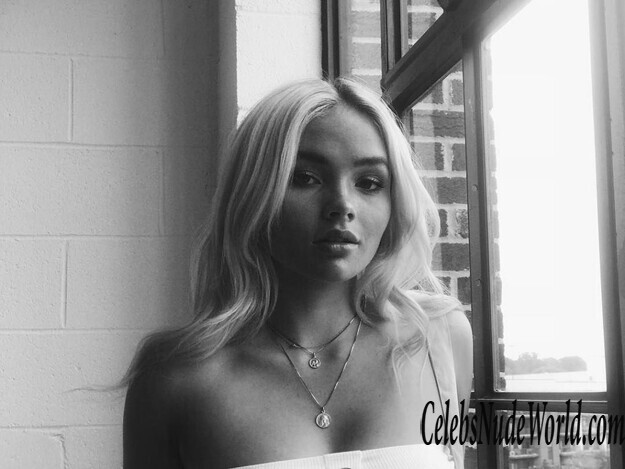 Natalie Alyn Lind Sexy 143193