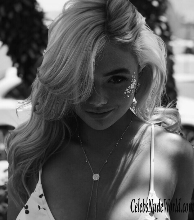 Natalie Alyn Lind Sexy 143212