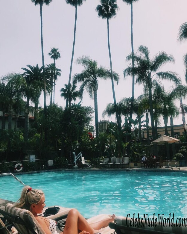 Natalie Alyn Lind Sexy 143242