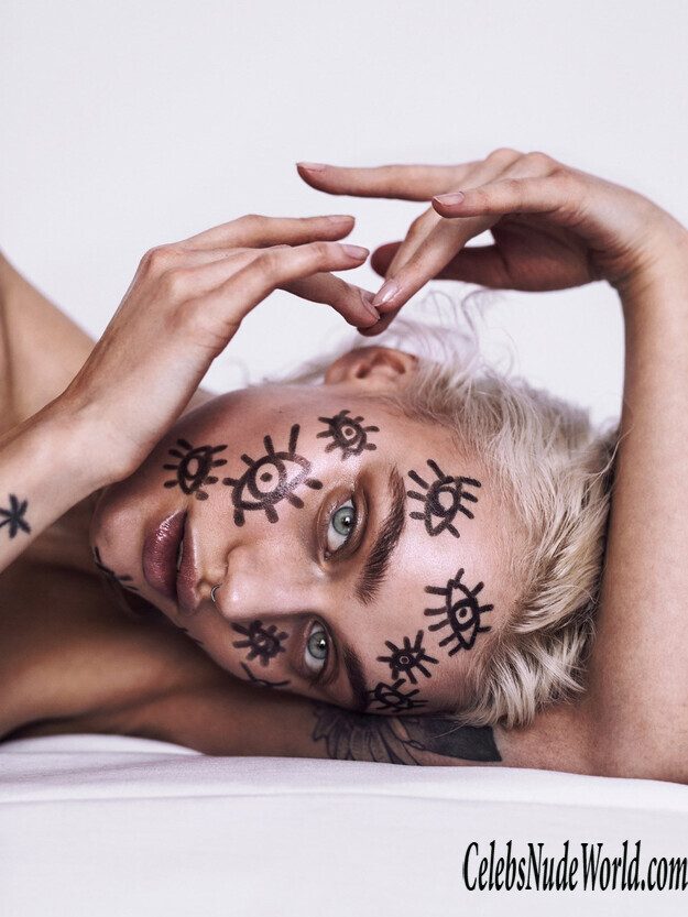 Nicole Gregorczuk Sexy 143253