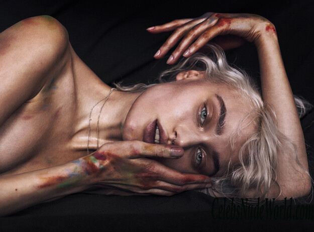 Nicole Gregorczuk Sexy 143258