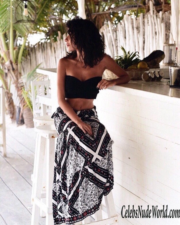 Mikaela Hoover Hot 143411