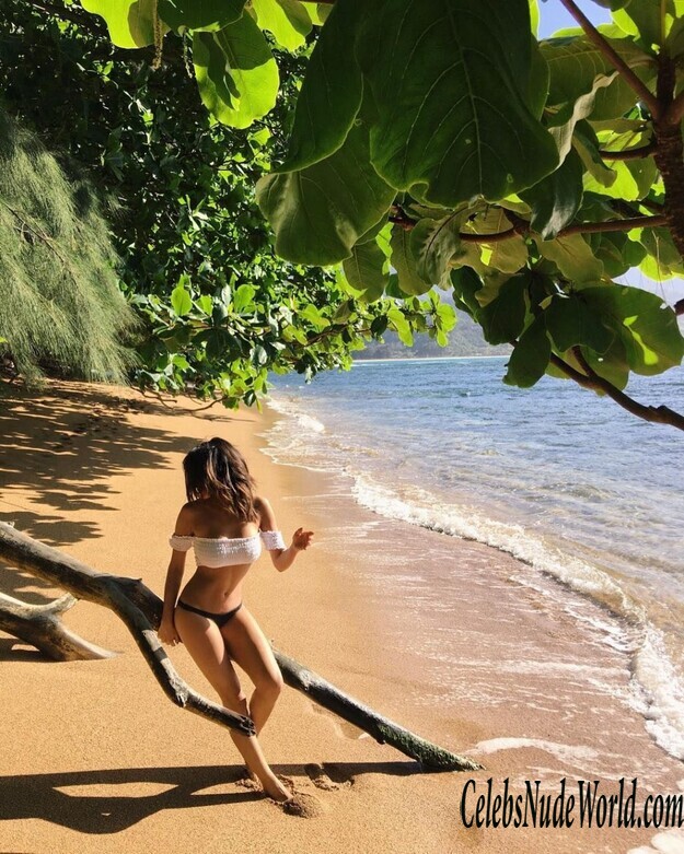 Mikaela Hoover Hot 143428