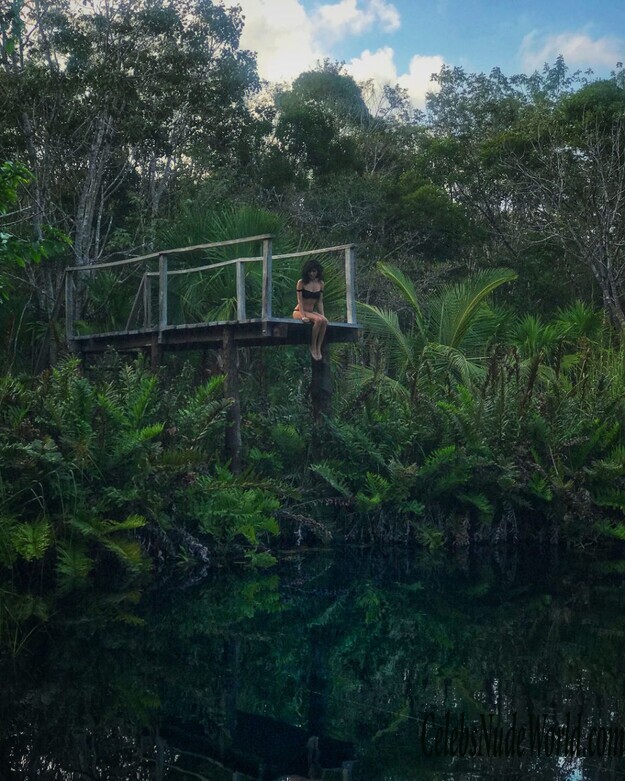 Mikaela Hoover Hot 143431