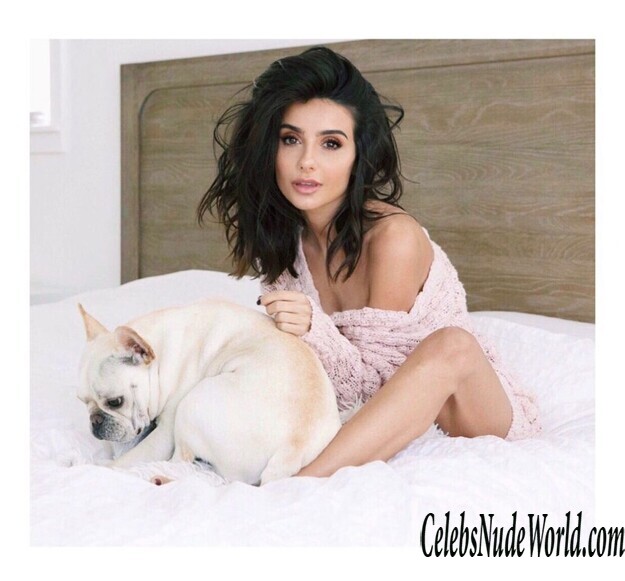 Mikaela Hoover Hot 143468