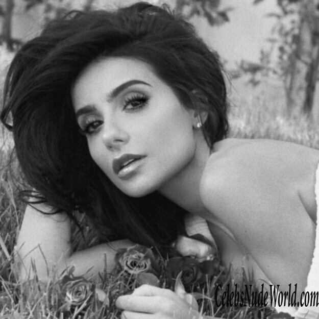 Mikaela Hoover Hot 143470