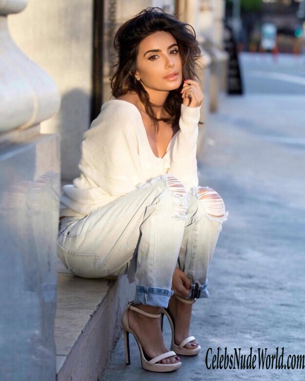 Mikaela Hoover Hot 143506