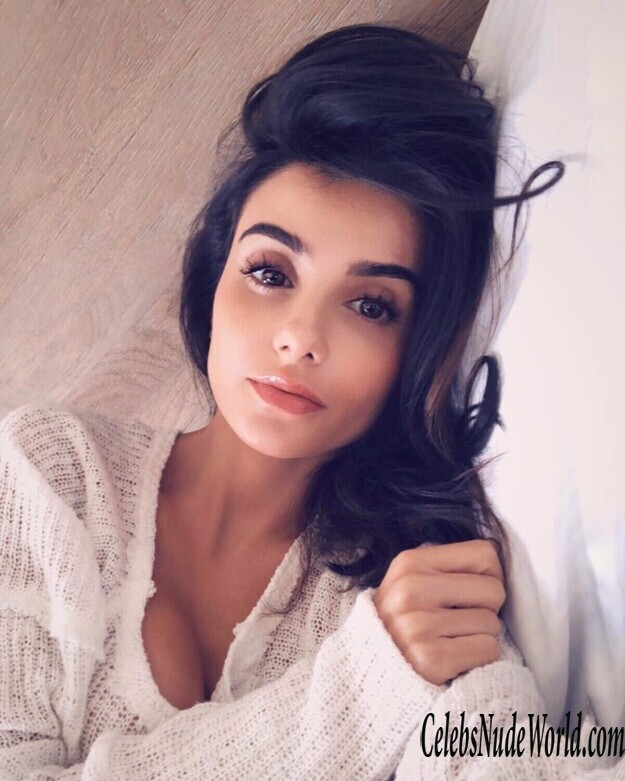 Mikaela Hoover Hot 143521