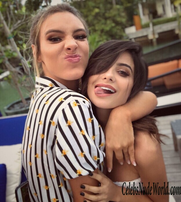 Mikaela Hoover Hot 143541