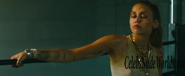 Miley Cyrus Pokies 143777