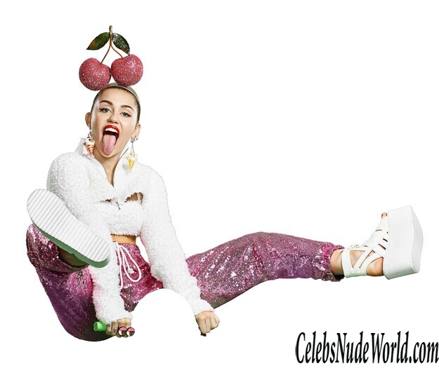 Sexy pics of Miley Cyrus 143832