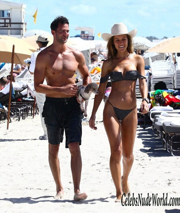 Natalia Borges Bikini 143899