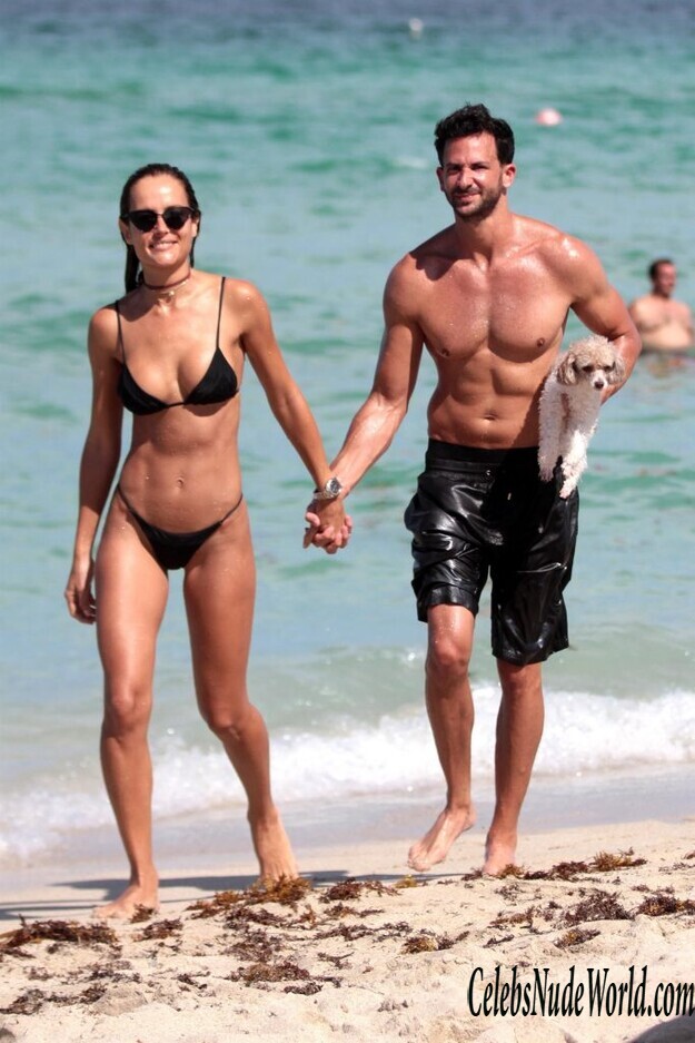 Natalia Borges Bikini 143910