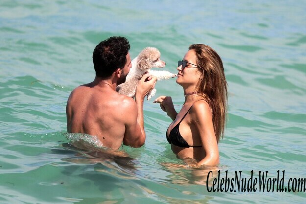 Natalia Borges Bikini 143922