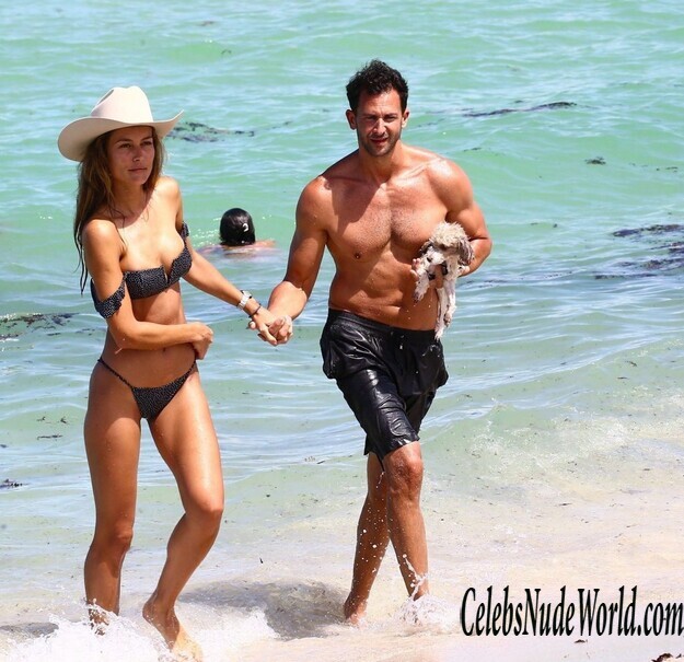 Natalia Borges Bikini 143967