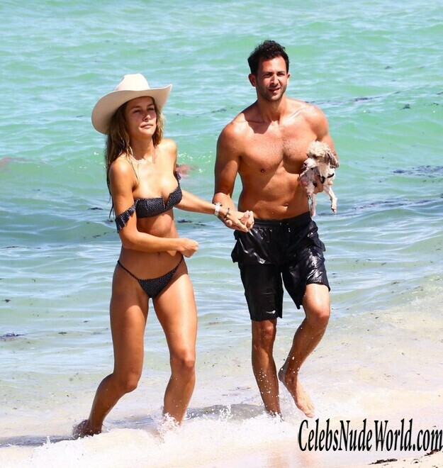 Natalia Borges Bikini 143969