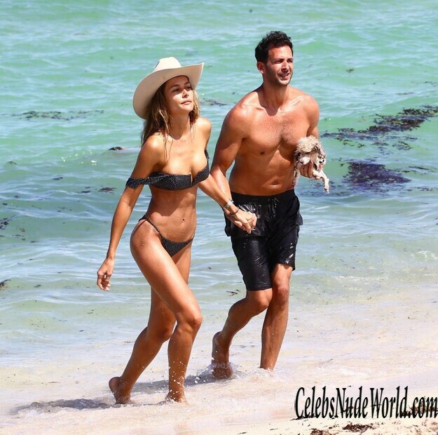 Natalia Borges Bikini 143971