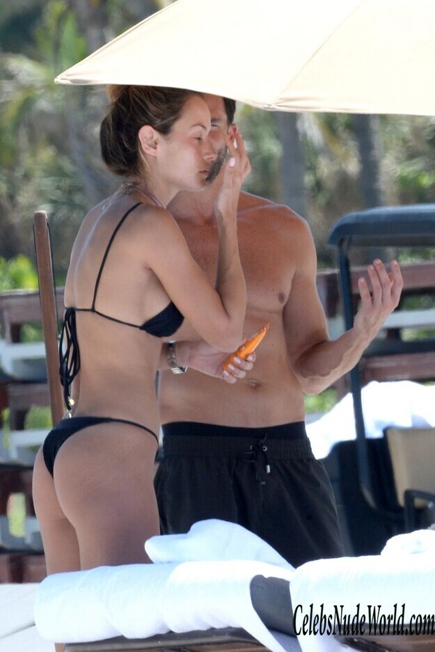 Natalia Borges Bikini 143984