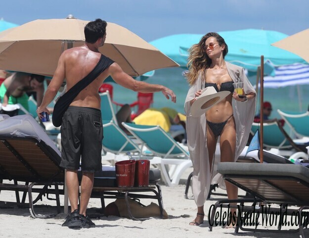 Natalia Borges Bikini 144005