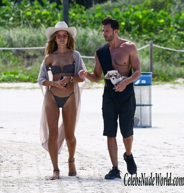 Natalia Borges Bikini 144027