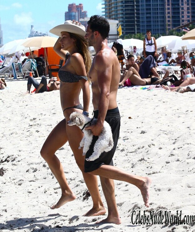 Natalia Borges Bikini 144045