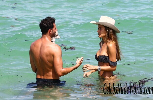 Natalia Borges Bikini 144051