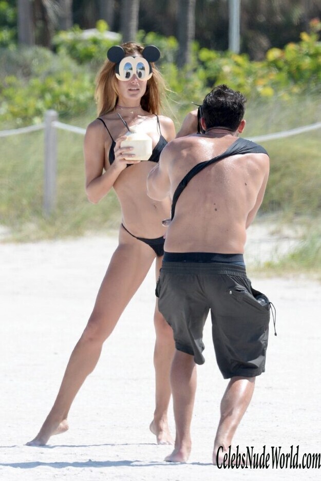 Natalia Borges Bikini 144057