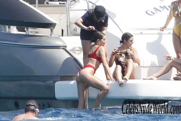 Olivia Culpo Sexy 144128