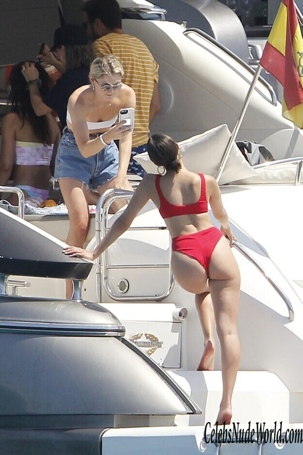 Olivia Culpo Sexy 144153