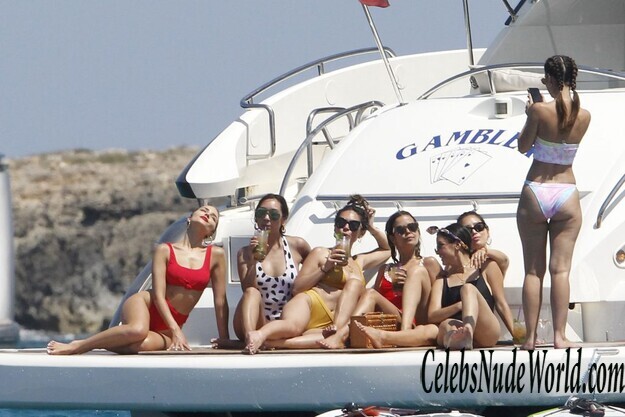 Olivia Culpo Sexy 144158