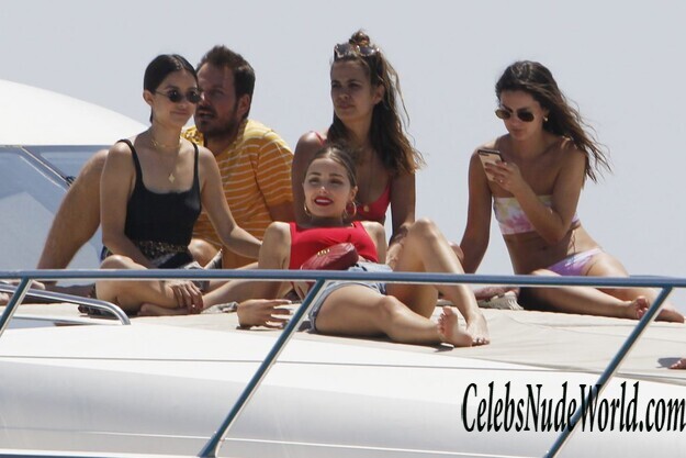 Olivia Culpo Sexy 144159