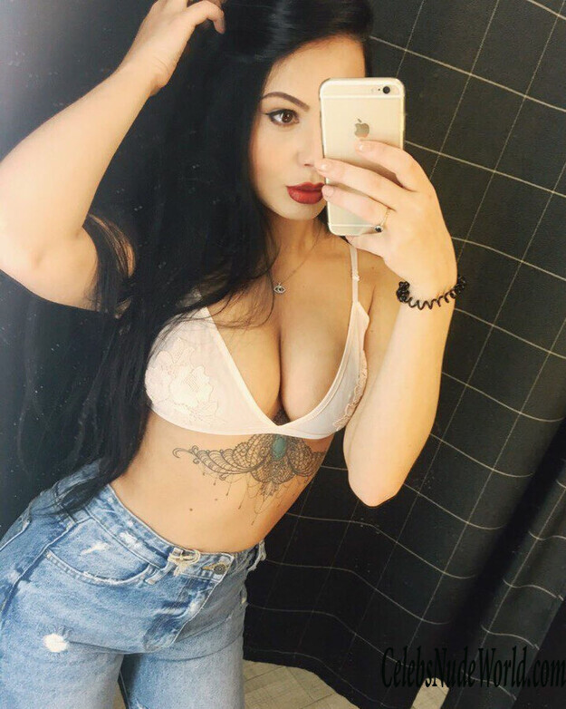 Nicole Shvets Sexy 144206