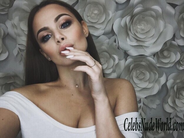 Nicole Shvets Sexy 144226