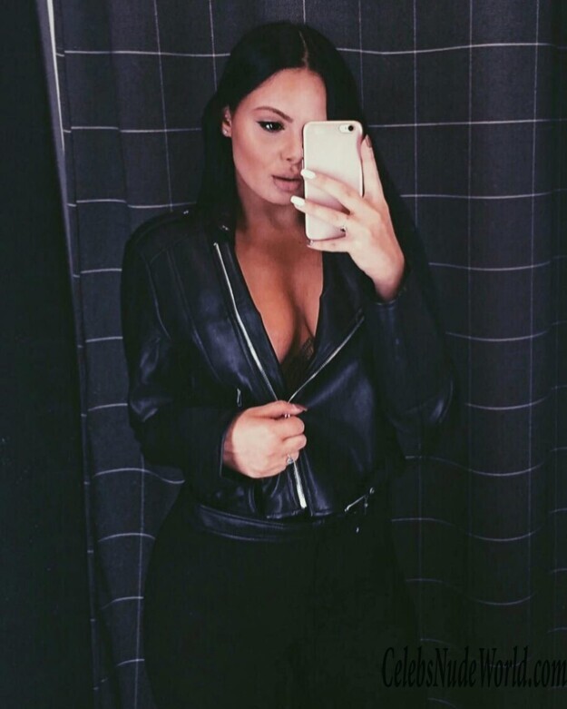 Nicole Shvets Sexy 144233