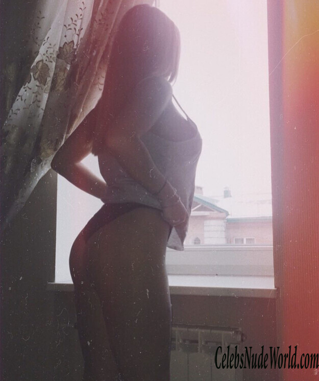 Nicole Shvets Sexy 144241