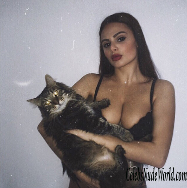 Nicole Shvets Sexy 144254