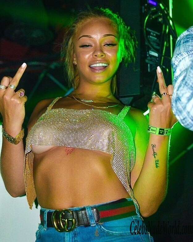 Miss Mulatto Sexy 144354