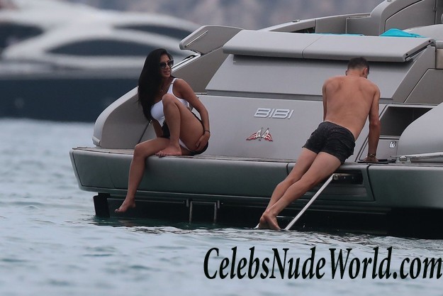 Nicole Scherzinger Wearing A Swimsuit In Saint Tropez 14471