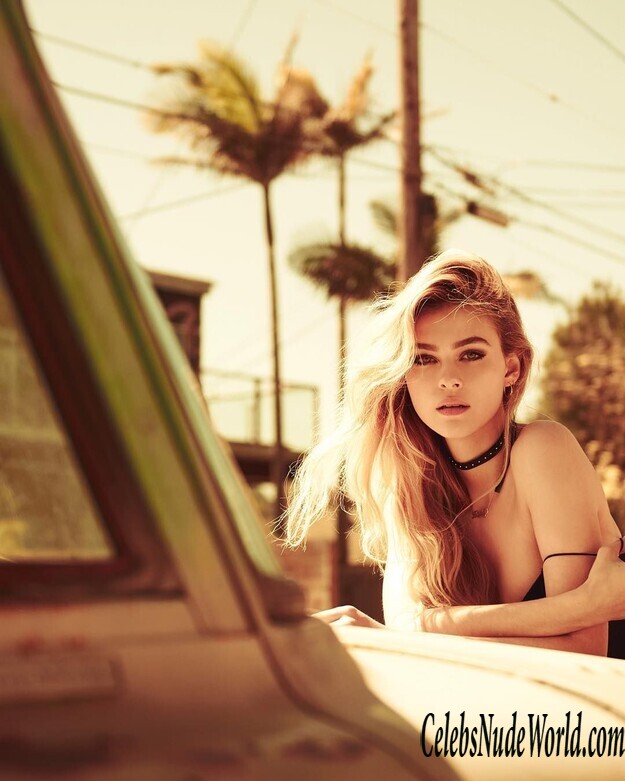 Sexy Photos of Nicola Peltz 144785