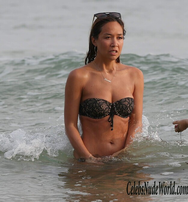 Myleene Klass Having Fun In The Water 144796