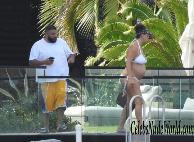 Nicole Tuck Bikini 144970