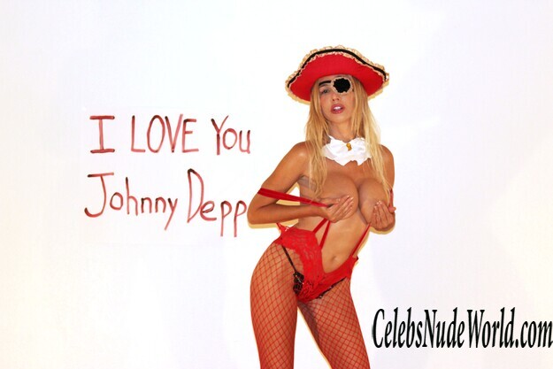 Nadeea Volianova: The Pirate's Booty 145321