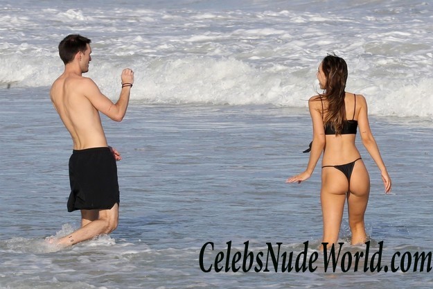 Alexis Ren Thong Bikini On The Beach In Tulum 14552