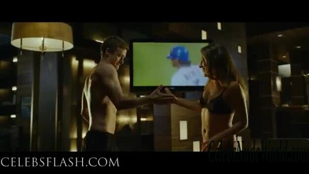 Mila Kunis nude pics 145946