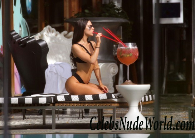 Jen Selter Perfect Ass In Thong Bikini By The Pool In Miami 14598